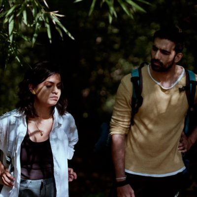 Groß (The Conversation Between Chezan & Rumi Becomes Tense During Their Walk.)